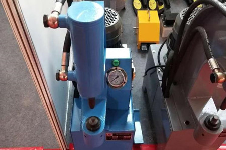 鉚釘規(guī)格的基本常識(shí),鉚釘機(jī)廠家科普!