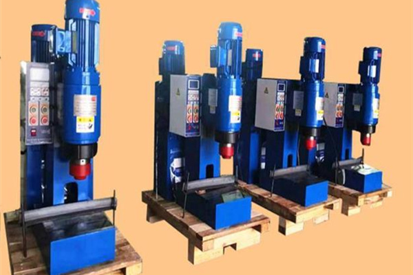 數控徑向鉚釘機安全操作規(guī)程,新手須知! 圖1